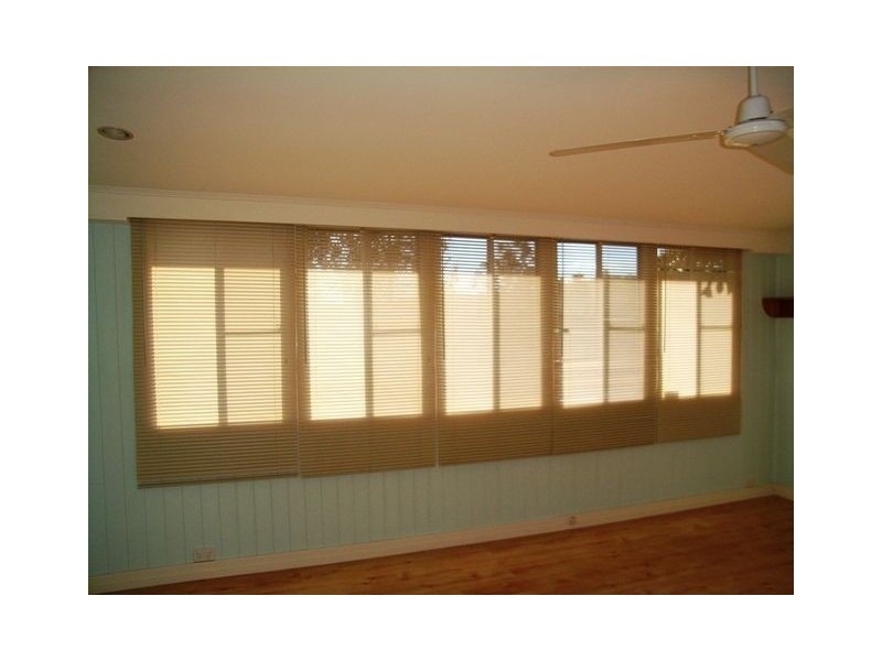 45 Peterson Road, Camp Mountain QLD 4520