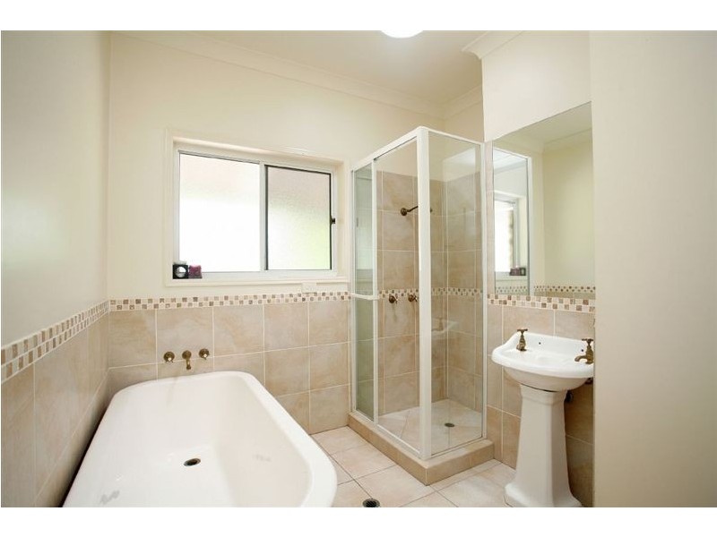 Samford Village QLD 4520