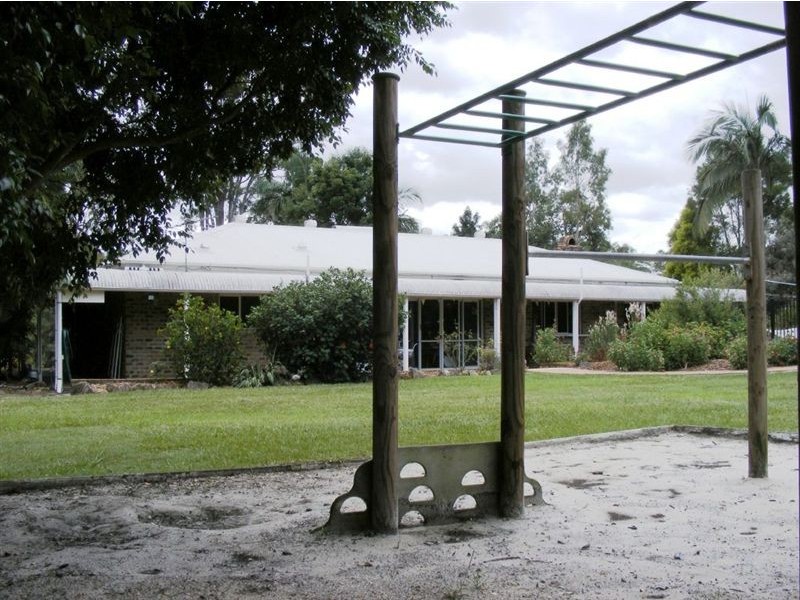 Samford Village QLD 4520