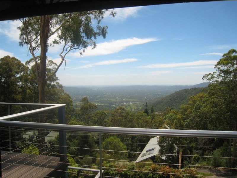 16 Benson Lane, Mount Nebo QLD 4520