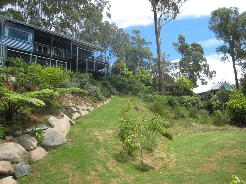 16 Benson Lane, Mount Nebo QLD 4520