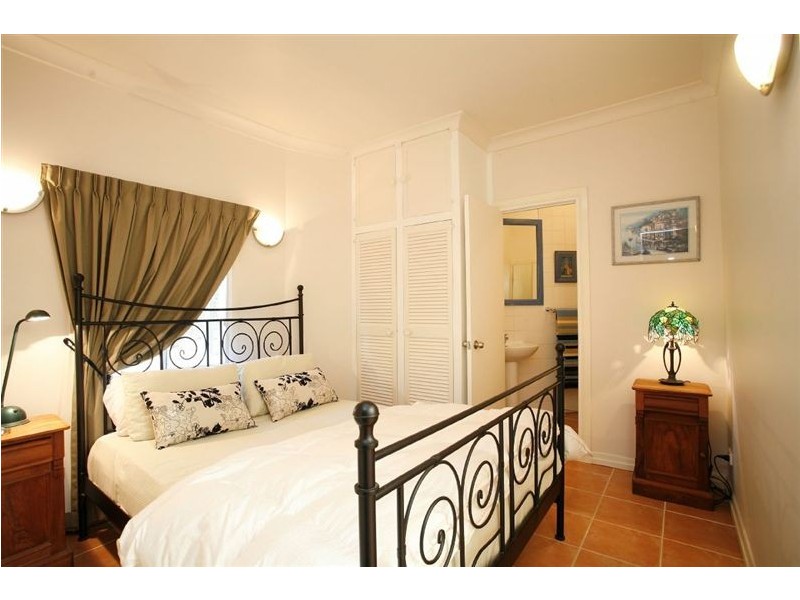 16 Benson Lane, Mount Nebo QLD 4520