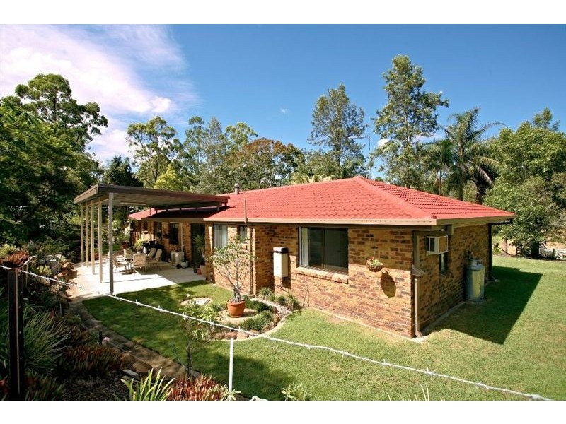 10 Mangifera Close, Samford QLD 4520