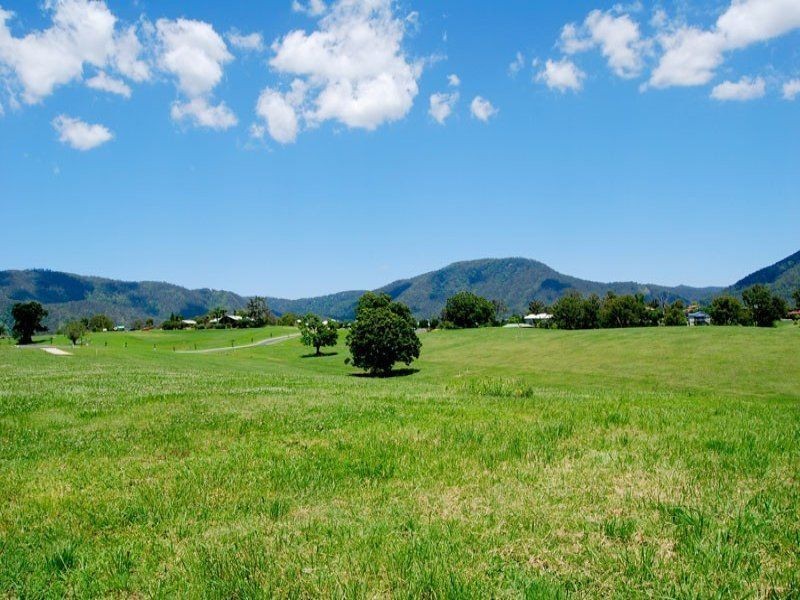 13 Haigh Cresent, Samford Valley QLD 4520