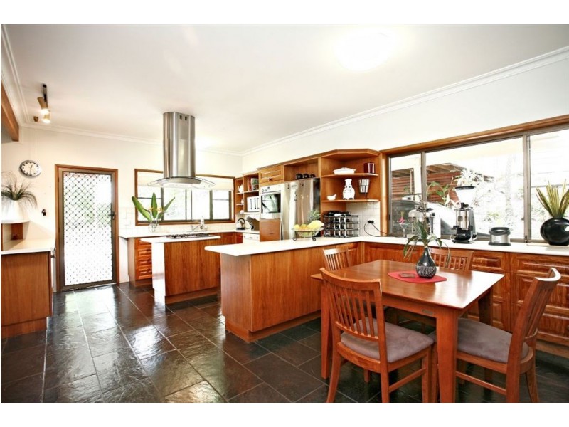 87 Cedar Creek Road, Samford QLD 4520