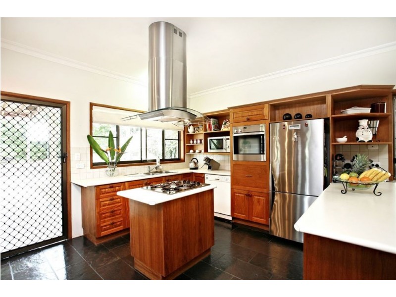 87 Cedar Creek Road, Samford QLD 4520