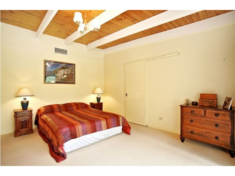 223 Mount Glorious Road, Samford QLD 4520