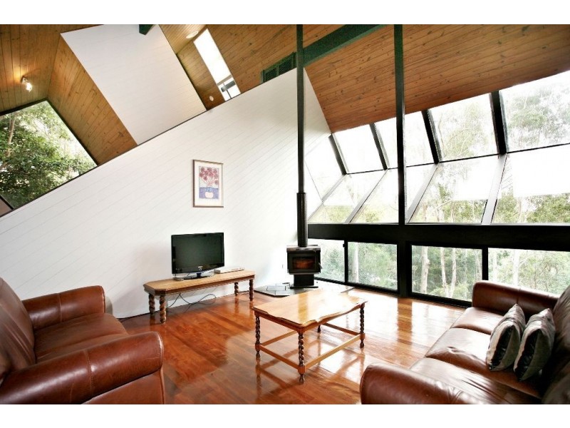 10 Bulcock Avenue, Mount Nebo QLD 4520