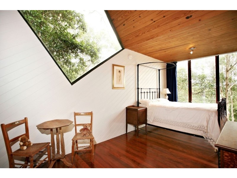 10 Bulcock Avenue, Mount Nebo QLD 4520