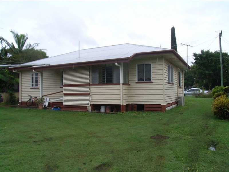 North Booval QLD 4304