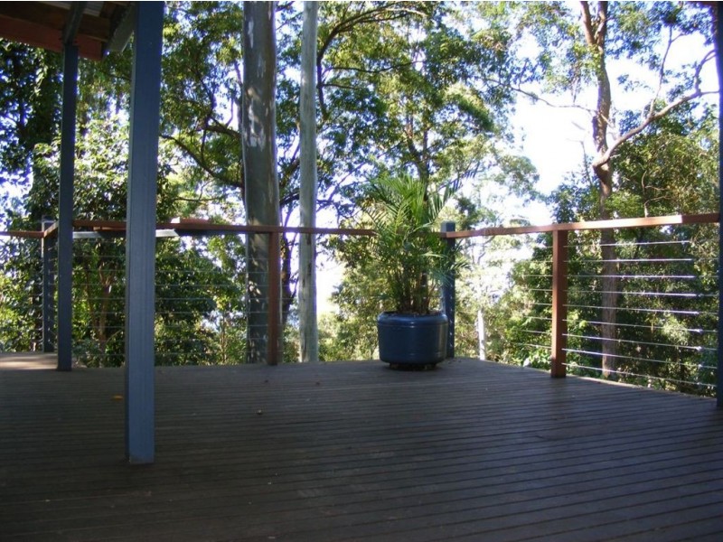 69 Harland Road, Mount Glorious QLD 4520