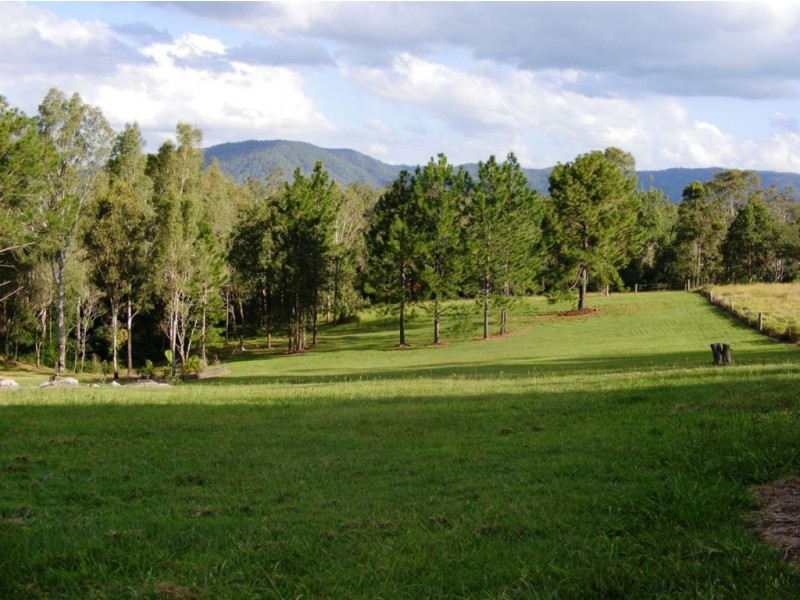 213 Gibbons Road, Samford QLD 4520