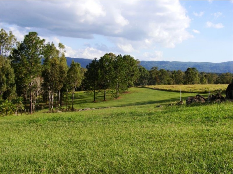 213 Gibbons Road, Samford QLD 4520