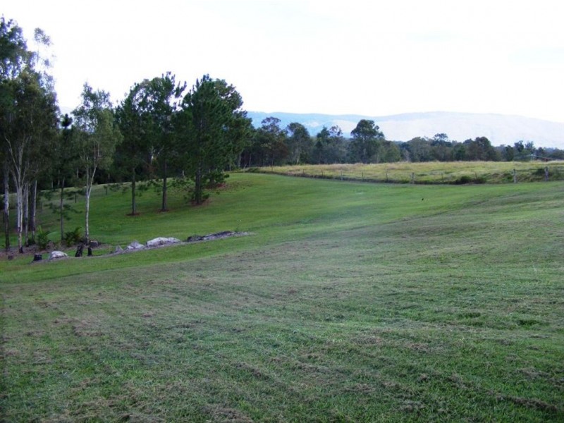 213 Gibbons Road, Samford QLD 4520