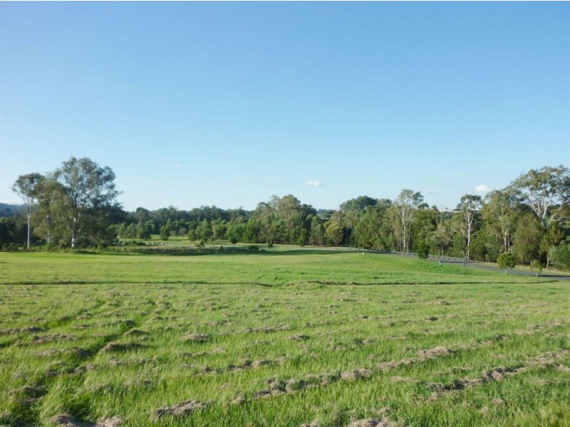 3 Warwick Lane, Samford QLD 4520