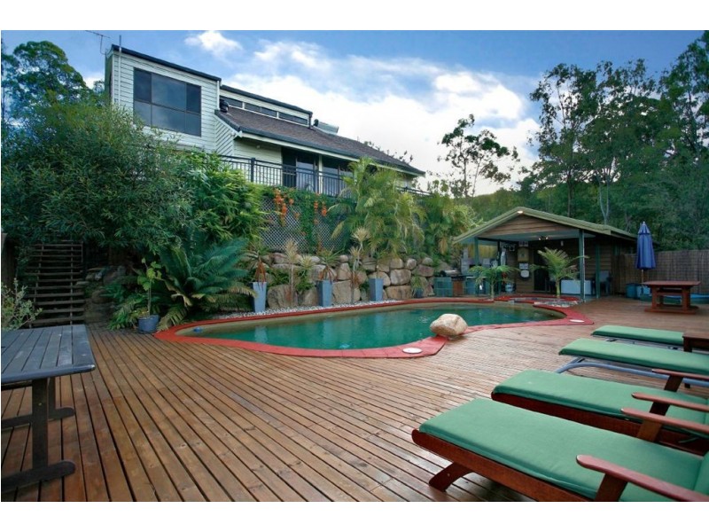 96 Boongala Ct, Samford QLD 4520