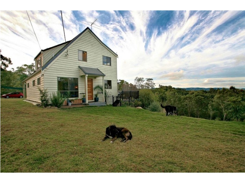 96 Boongala Ct, Samford QLD 4520