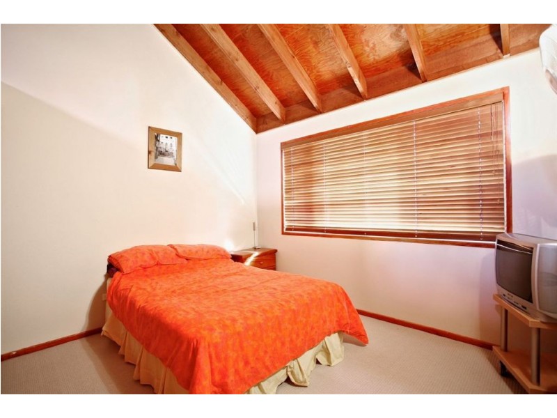 96 Boongala Ct, Samford QLD 4520