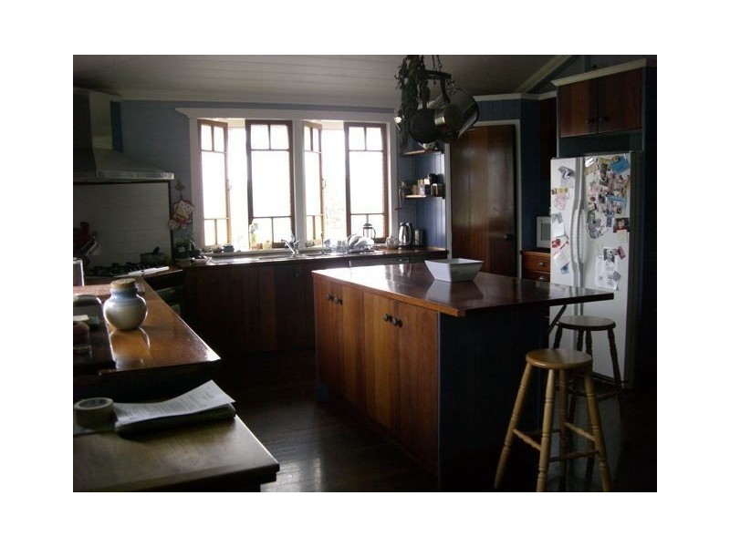 39 Nullamanna Road, Camp Mountain QLD 4520