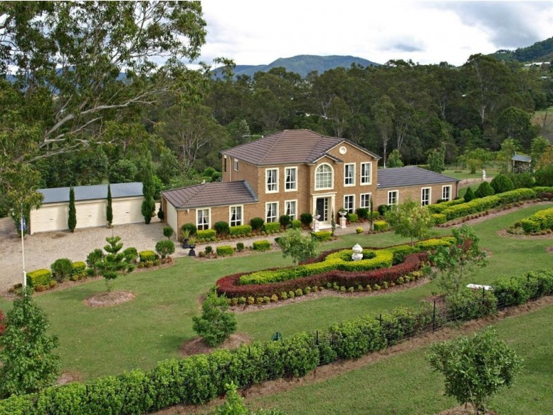 4 Riverine Court, Samford QLD 4520