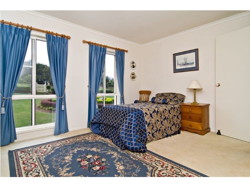 4 Riverine Court, Samford QLD 4520