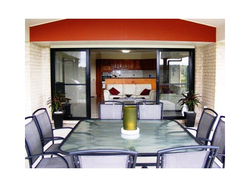 26 Willem Drive, Samford QLD 4520