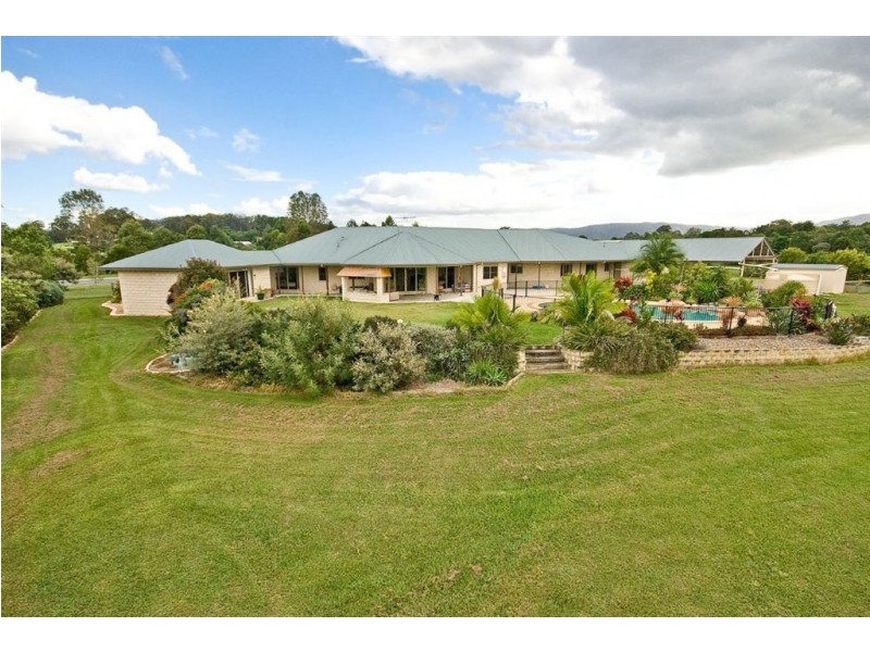 18 Warwick Lane, Samford QLD 4520