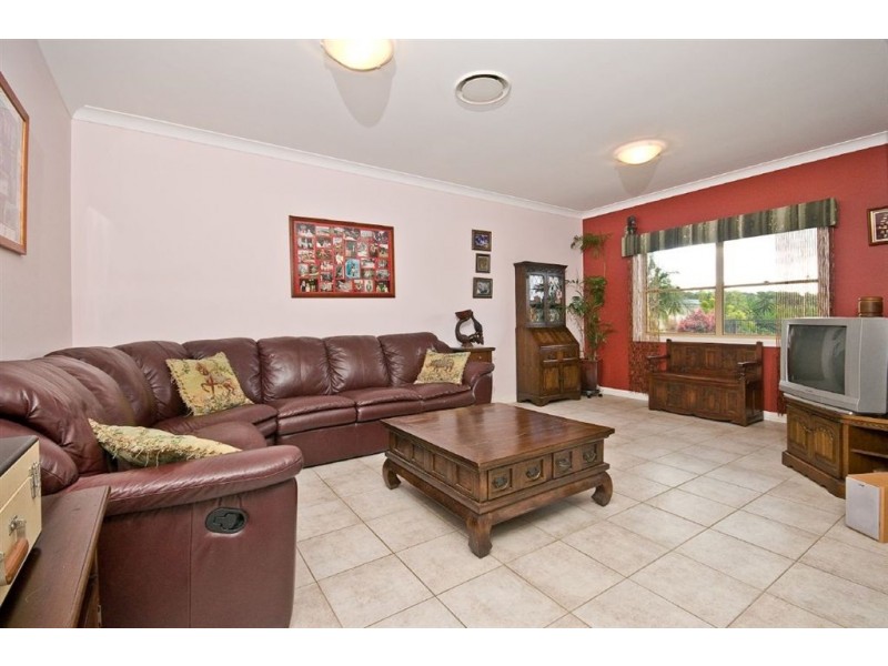 18 Warwick Lane, Samford QLD 4520