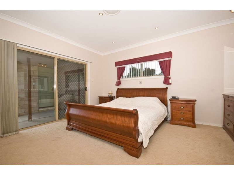 18 Warwick Lane, Samford QLD 4520