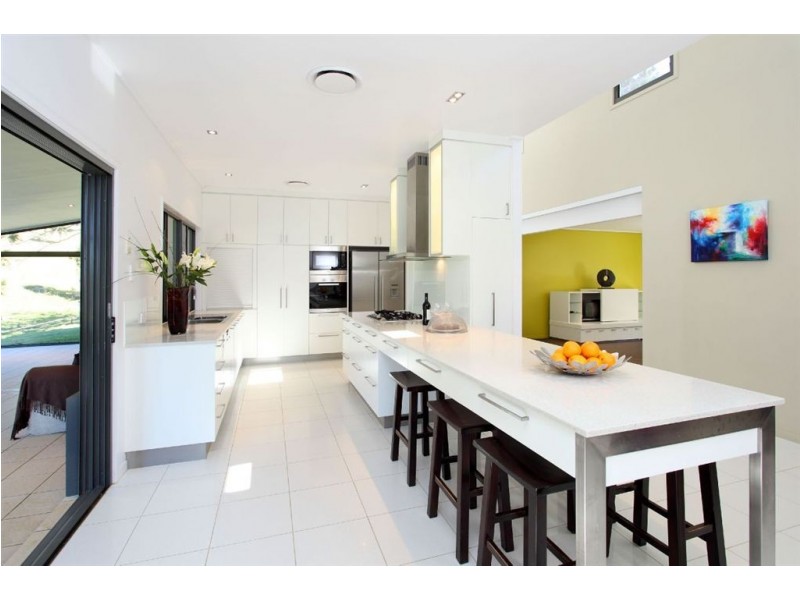 10 Kirk Court, Samford QLD 4520