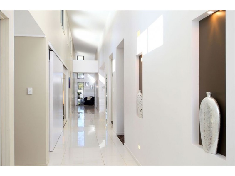 10 Kirk Court, Samford QLD 4520