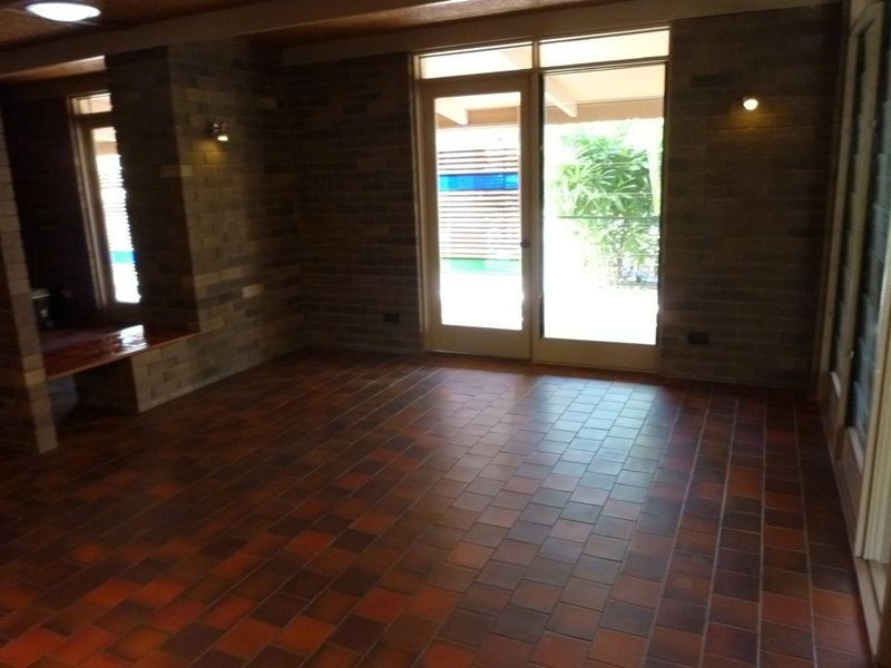 11 Trentham Place, Samford QLD 4520