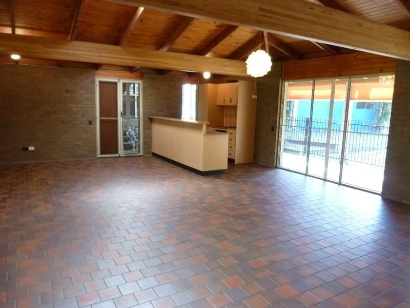 11 Trentham Place, Samford QLD 4520