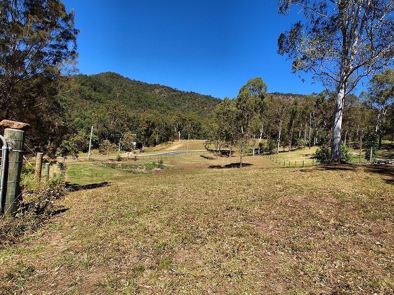 2 Lyell Court, Mount Samson QLD 4520