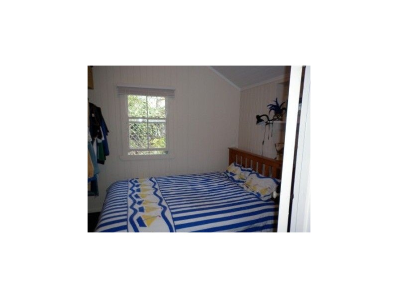 2 Guldbransen Street, Somerset Dam QLD 4312