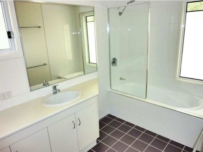 40 Smalls Road, Samford QLD 4520