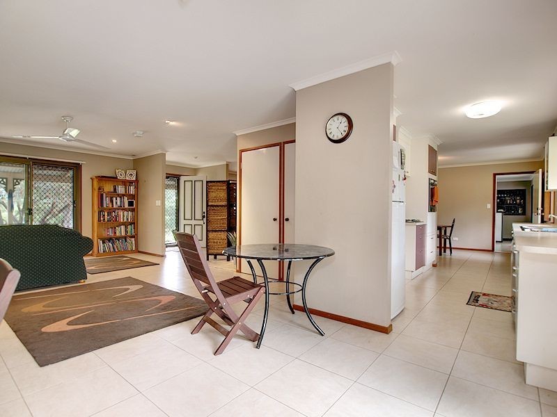 512 Mt Glorious Road, Samford QLD 4520