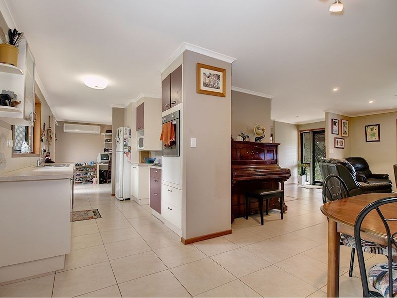 512 Mt Glorious Road, Samford QLD 4520