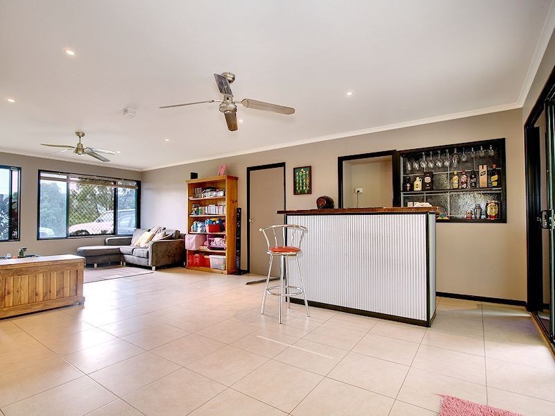 512 Mt Glorious Road, Samford QLD 4520