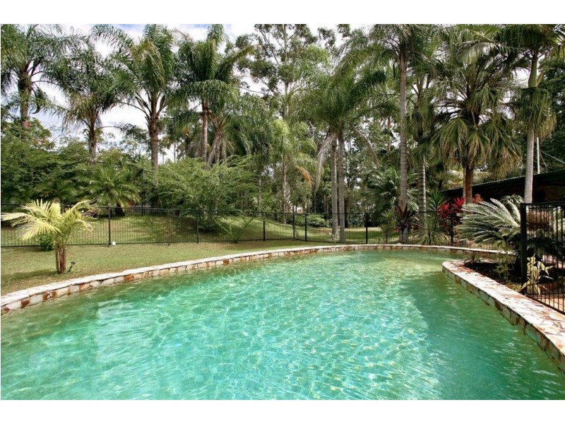 223 Mt Glorious Rd, Samford QLD 4520