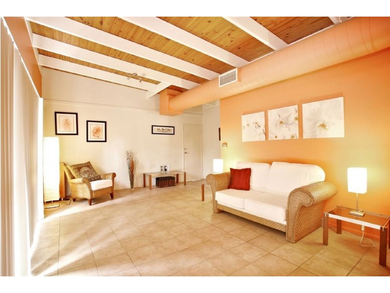 223 Mt Glorious Rd, Samford QLD 4520