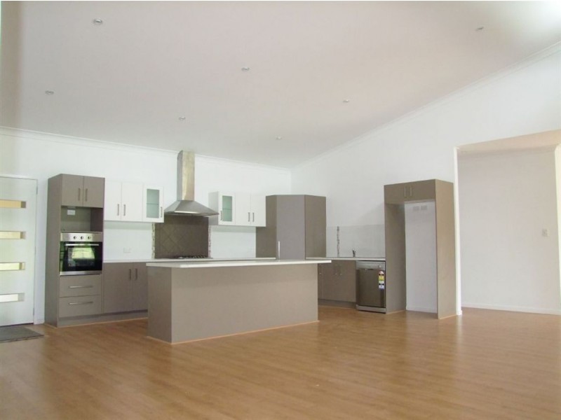 Eatons Hill QLD 4037