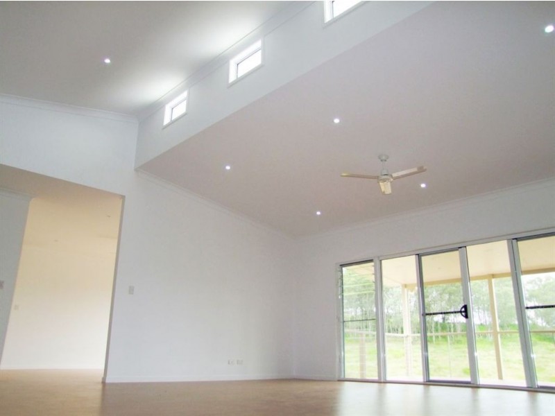 Eatons Hill QLD 4037