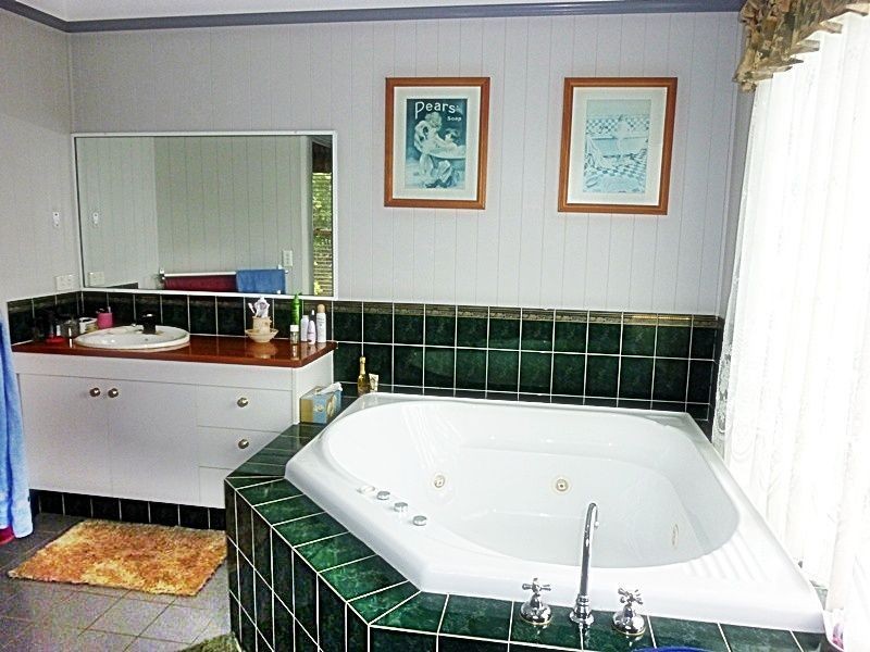 7 Brushwood Drive, Samford QLD 4520