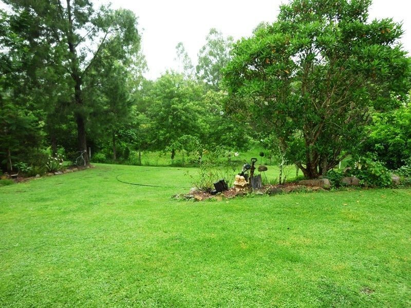 7 Brushwood Drive, Samford QLD 4520