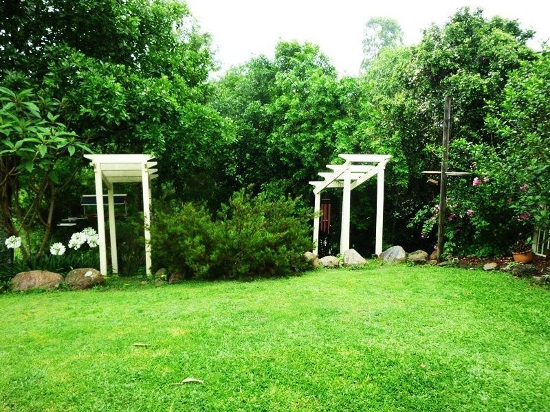 7 Brushwood Drive, Samford QLD 4520