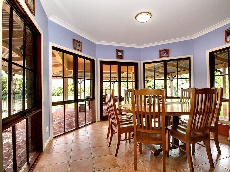 7 Stavewood Court, Samford QLD 4520