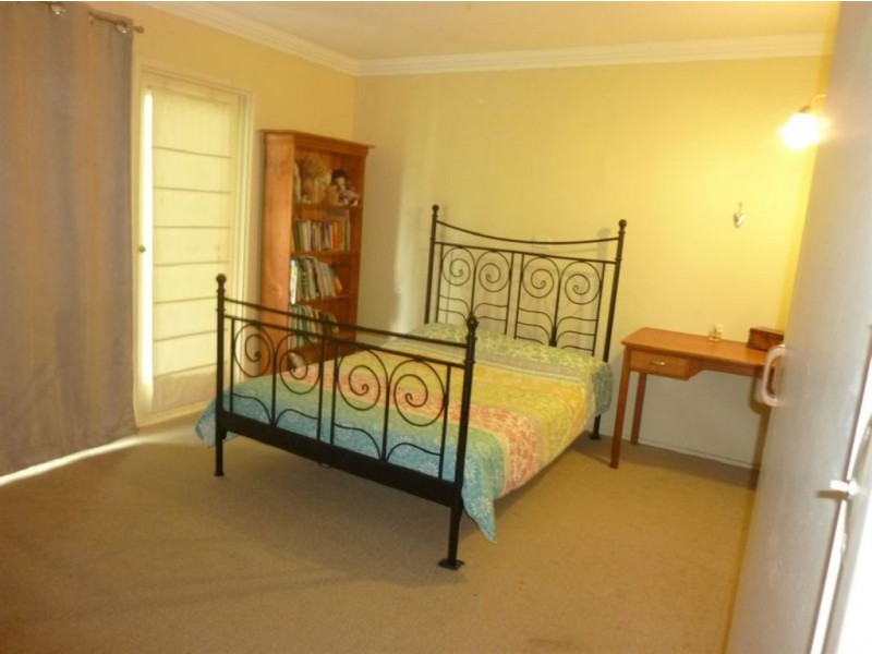 243 Mount Glorious Road, Samford QLD 4520