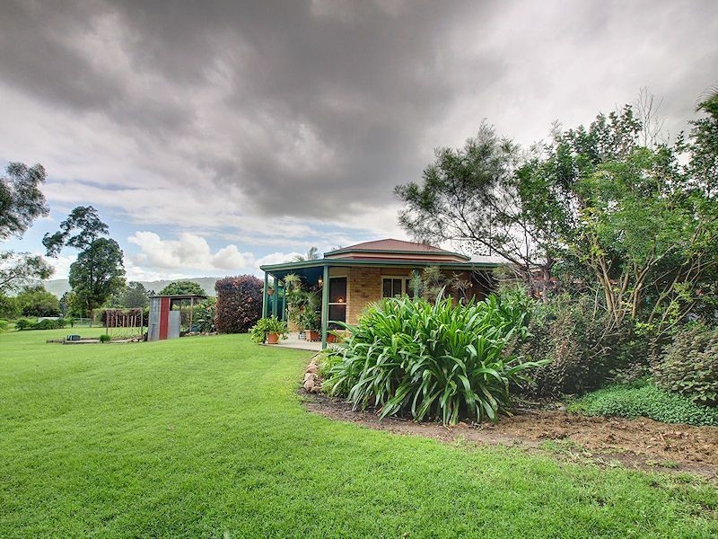 2 Gladewood Court, Samford QLD 4520