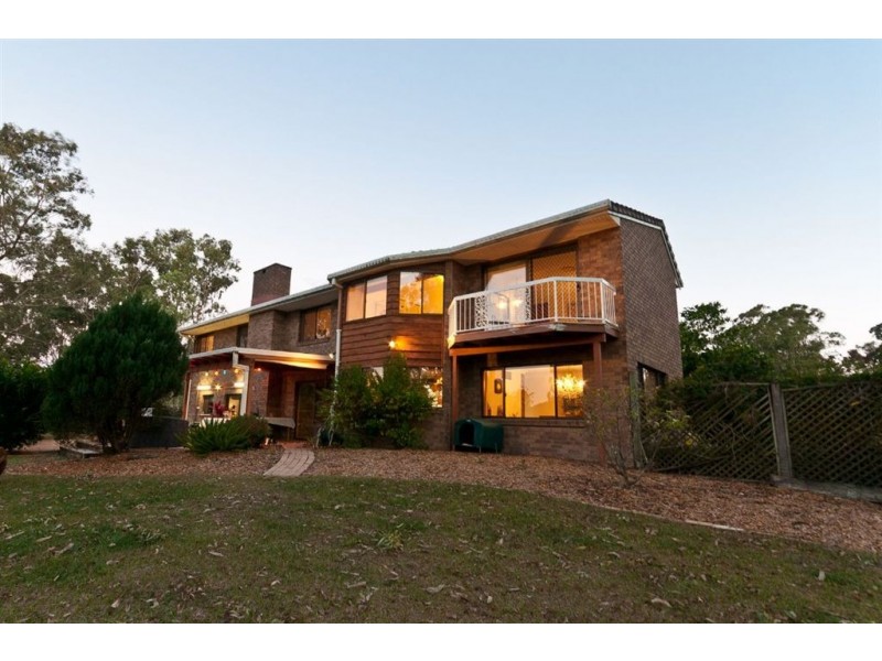 4 Mangifera Close, Samford QLD 4520